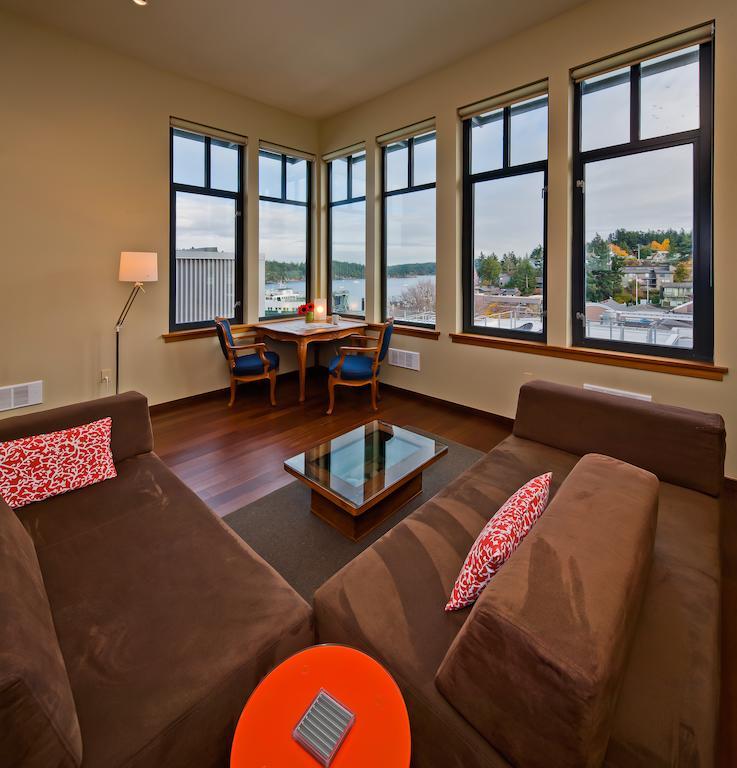 פריידי הרבור Island Inn At 123 West חדר תמונה