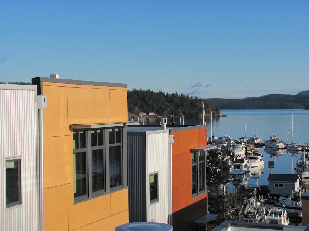 פריידי הרבור Island Inn At 123 West מראה חיצוני תמונה